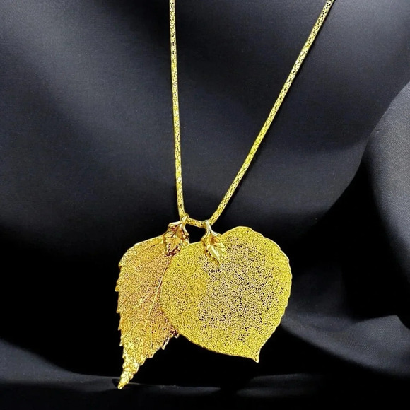 24kt Gold-Dipped Natural Leaf Pendants & 18kt Gold-Plated Chain - Picture 2 of 11